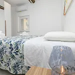 Apartment Ibisco House By Ml White House Genua