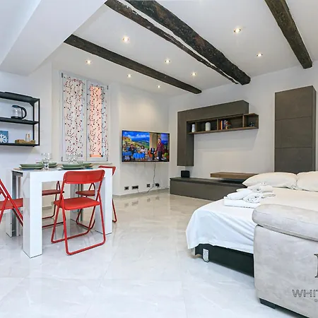 Ibisco House By Ml White House ג'נובה