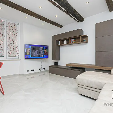 דירה Ibisco House By Ml White House *