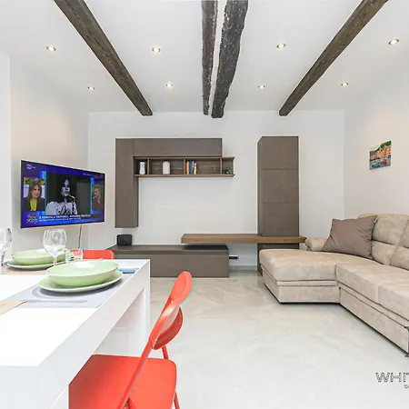 דירה Ibisco House By Ml White House